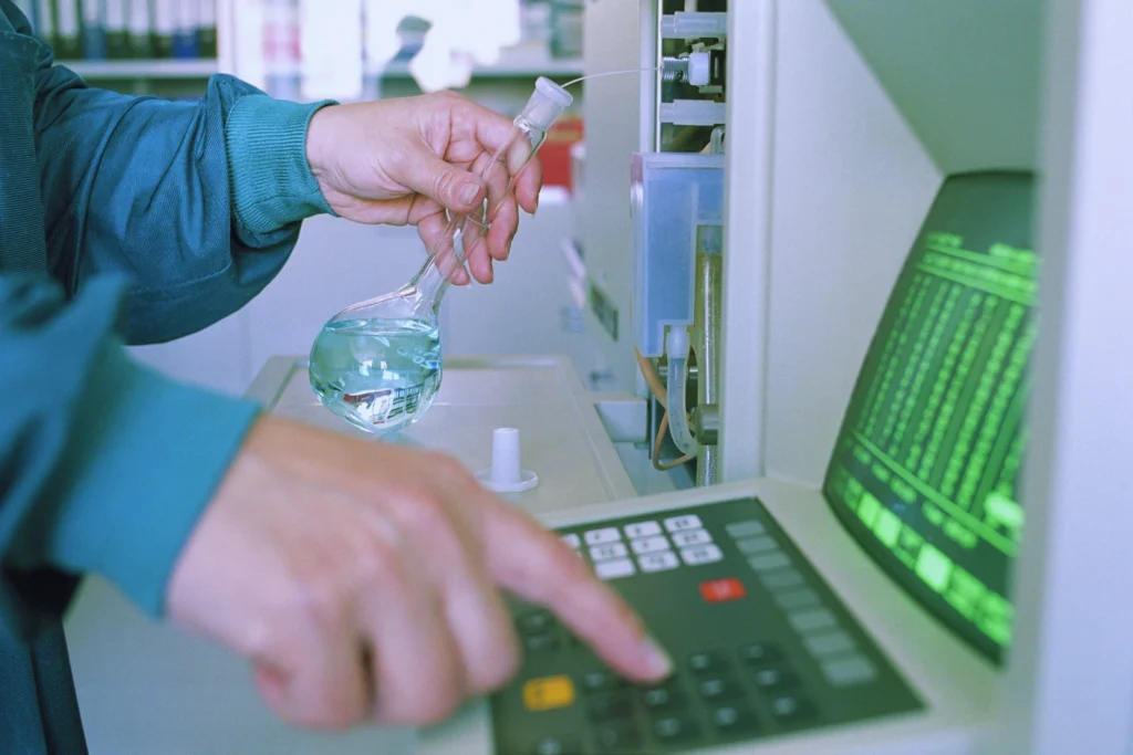 peptide calculator in laboratory